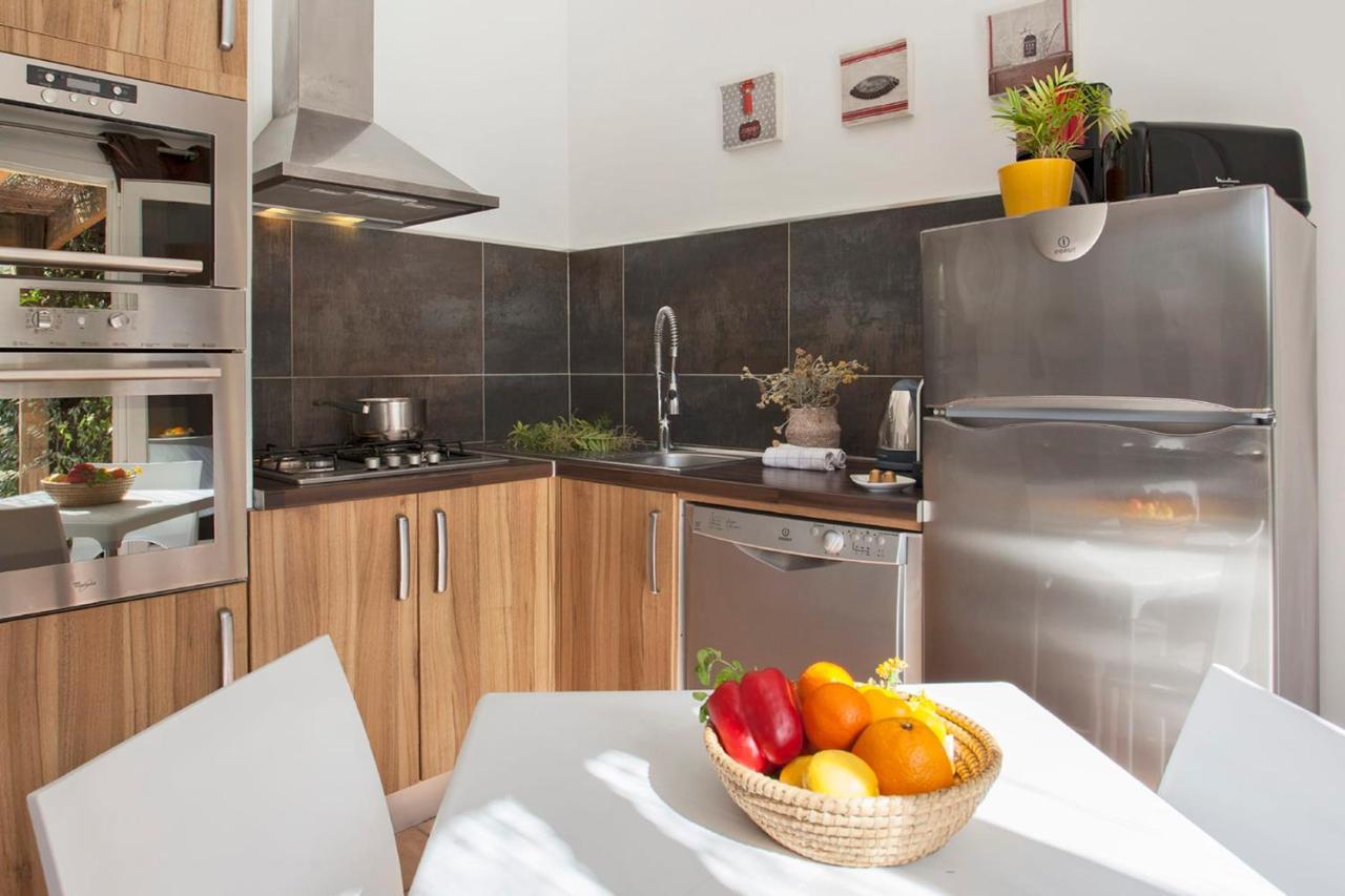 location pour 2 personnes Amarylis à Calvi avec jardin piscine barbecue Vila Exterior foto