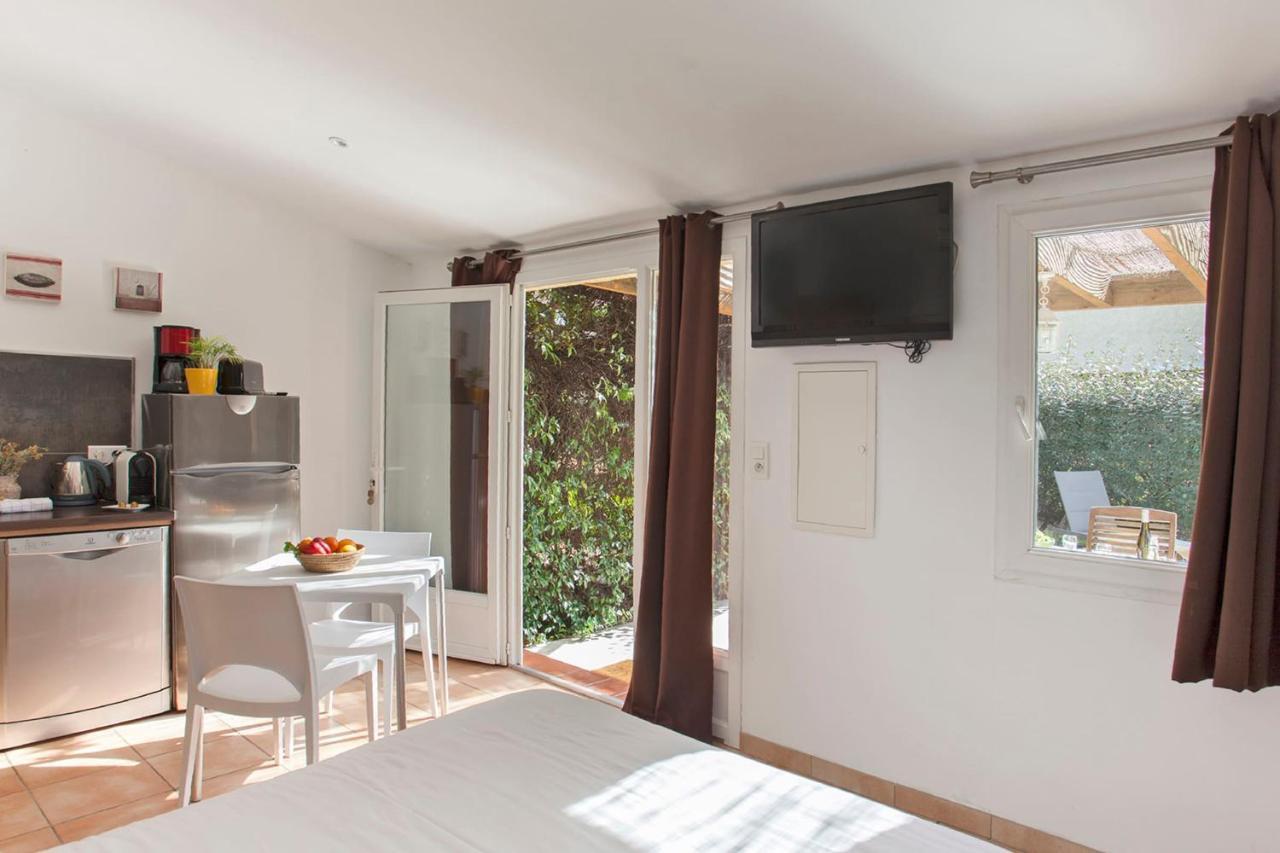 location pour 2 personnes Amarylis à Calvi avec jardin piscine barbecue Vila Exterior foto
