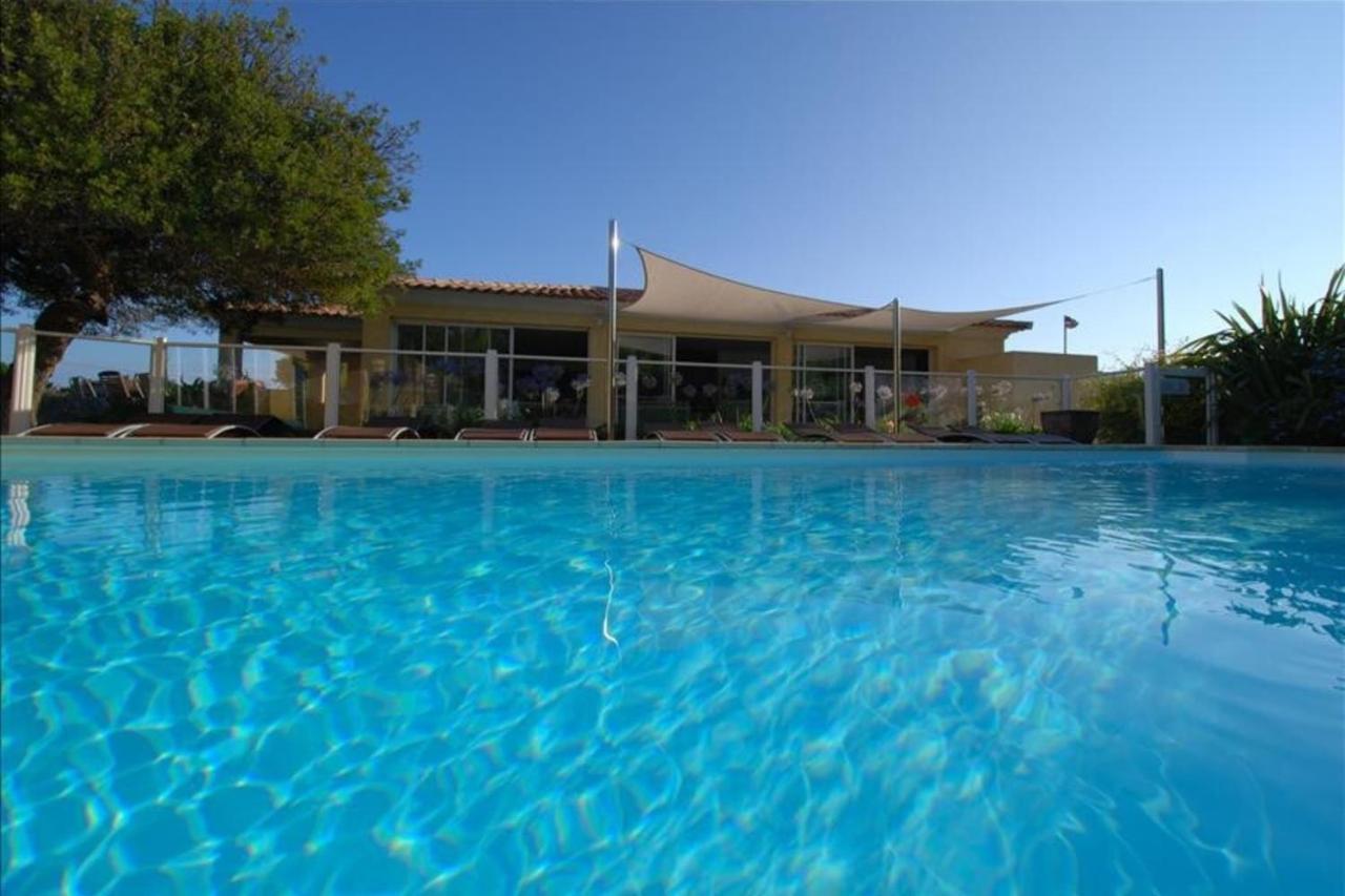 location pour 2 personnes Amarylis à Calvi avec jardin piscine barbecue Vila Exterior foto